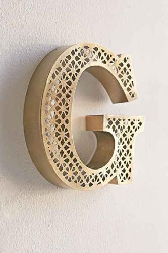letter g - Three-dimensional letters made of wood and other materials